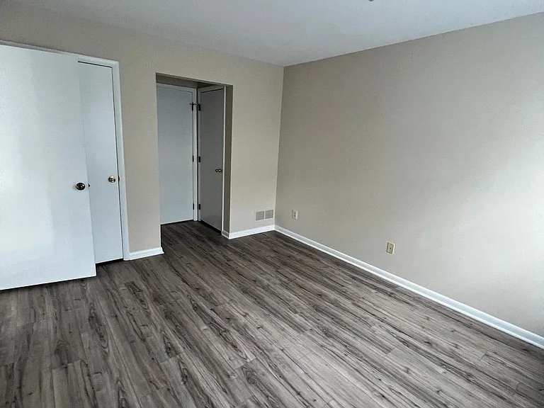32 Foxglove Dr — Photo 36