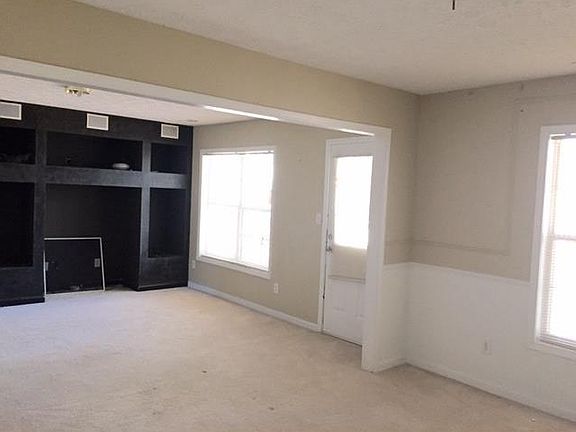 3rd image of 750 Victoria Station Blvd