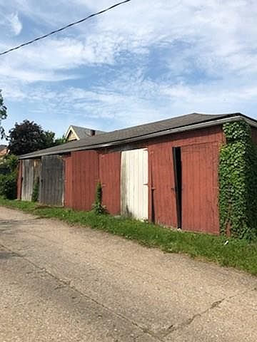 2nd image of 263 Donnan Ave
