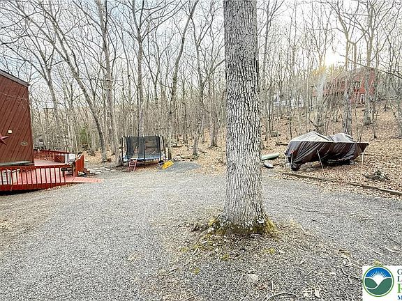 3rd image of 5933 Decker Rd