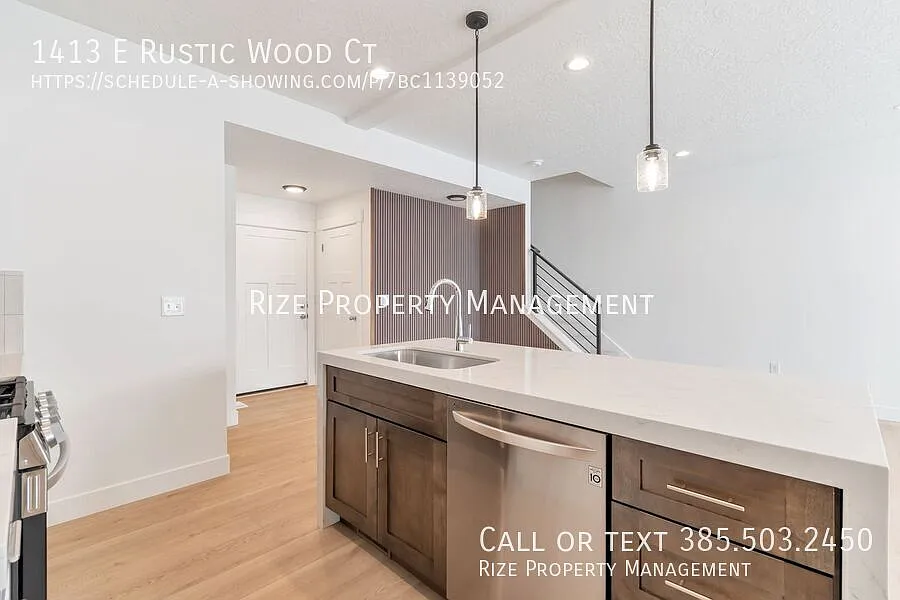 Sandy Home Available Now! — Photo 3