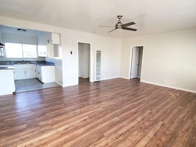 5475 Homeside Ave — Photo 6