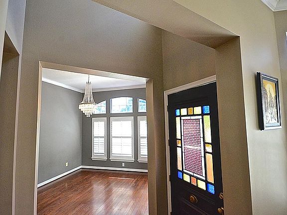 DINING ROOM & FRONT DOOR