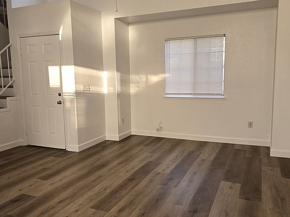 4th image of 1717 Charlottesville Ln