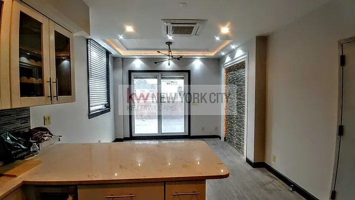 Rented by Keller Williams NYC | media 31