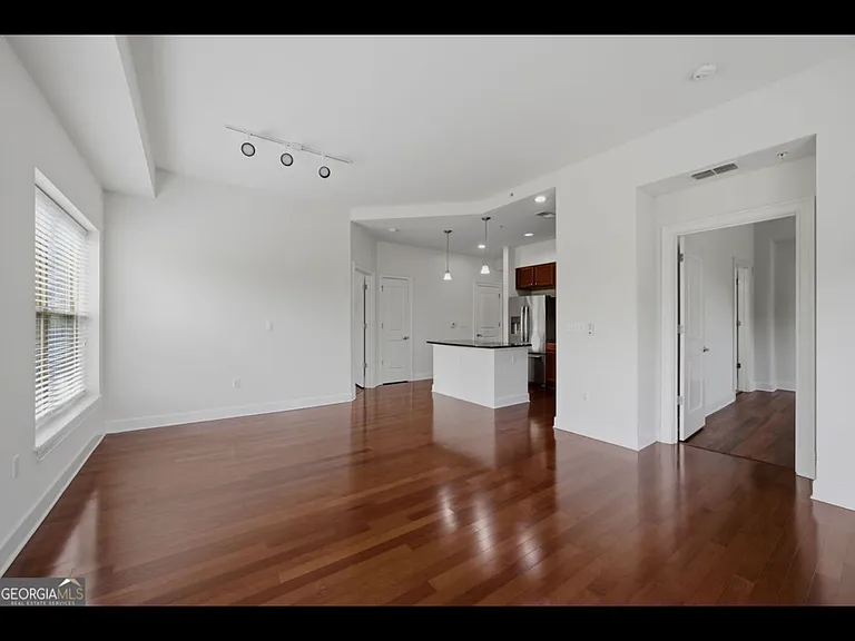 200 River Vista Dr #703 — Photo 3
