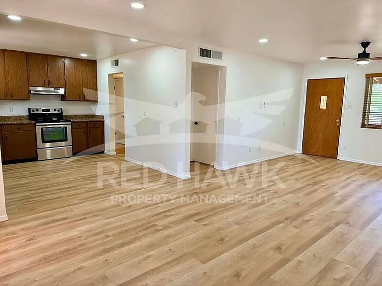 6607 E Sheridan St — Photo 13