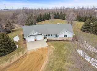 23233 McCall Ave, Worthington, MN 56187