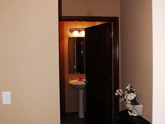 5th image of 5512 Barrington Ct