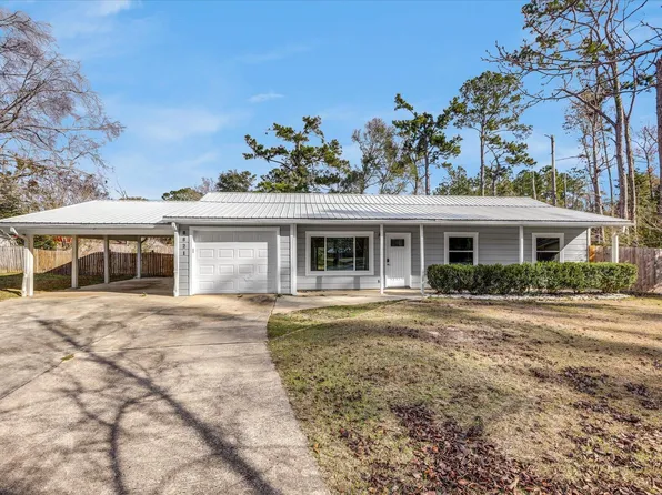 8821 N Pembroke Ct, Tallahassee, FL 32311