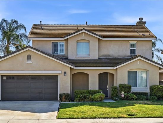 6546 Whitelily St, Corona, CA 92880