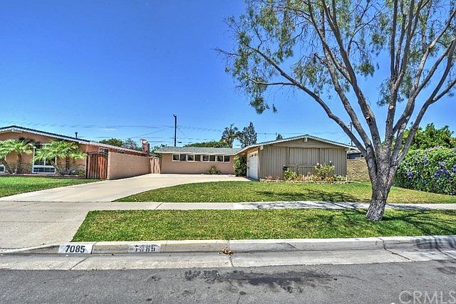 1st image of 7085 Fillmore Dr