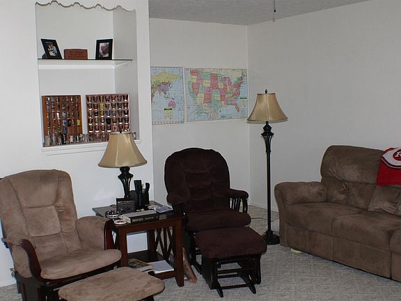 3rd image of 3075 Goda Ave