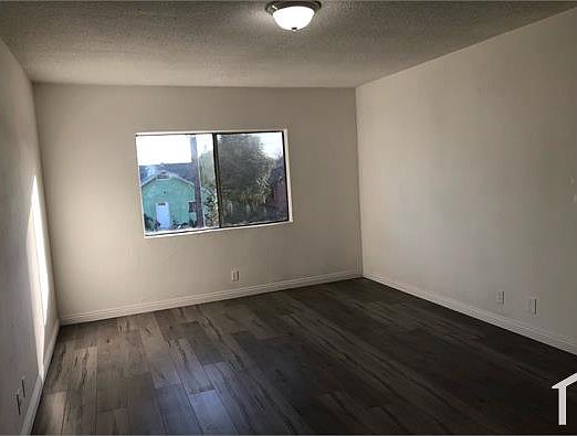 3rd image of 1263 W 96th St APT 4