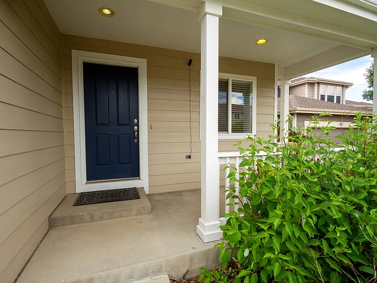 5747 Jaguar Way — Photo 3