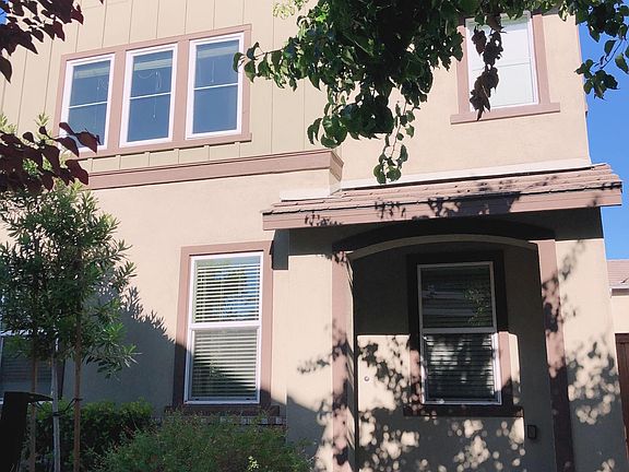 2nd image of 8855 Banyan Ave