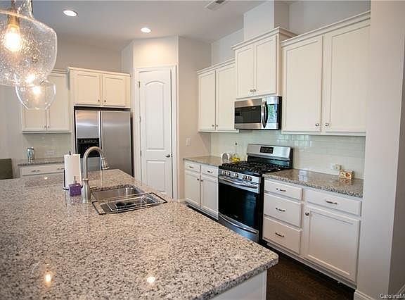 5th image of 10021 Saint Kitts Landing Ln