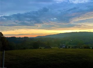 4 Topview Dr, Moravian Falls, NC 28654