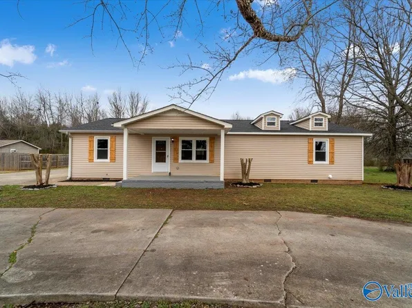 117 Mandy Dr, Hazel Green, AL 35750