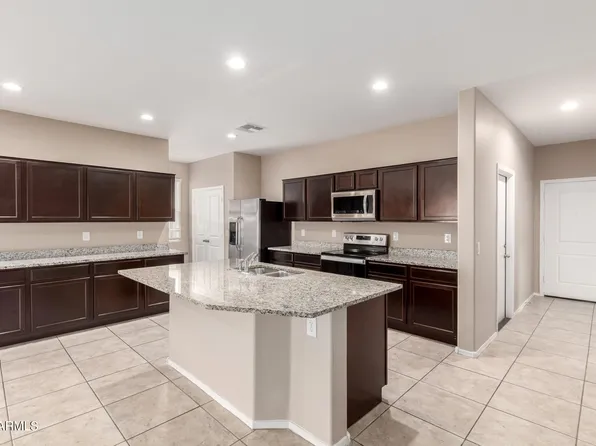 1744 W PINKLEY Avenue, Coolidge, AZ 85128