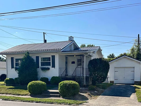 205 W Flora St, Washington, IN 47501