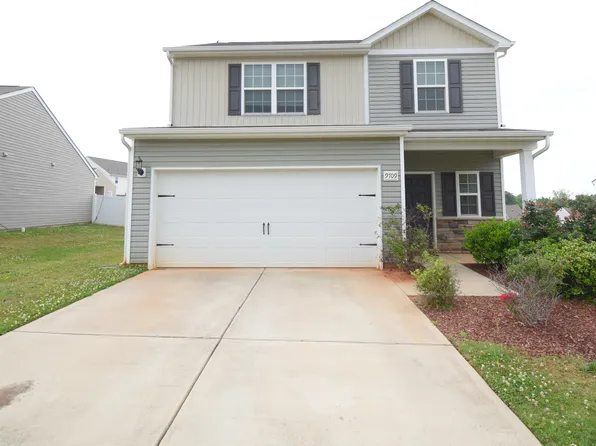 9709 Weikert Rd, Charlotte, NC 28215
