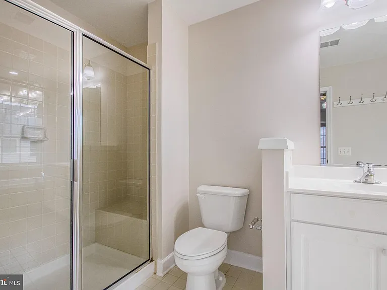 14741 Potomac Branch Dr — Photo 27