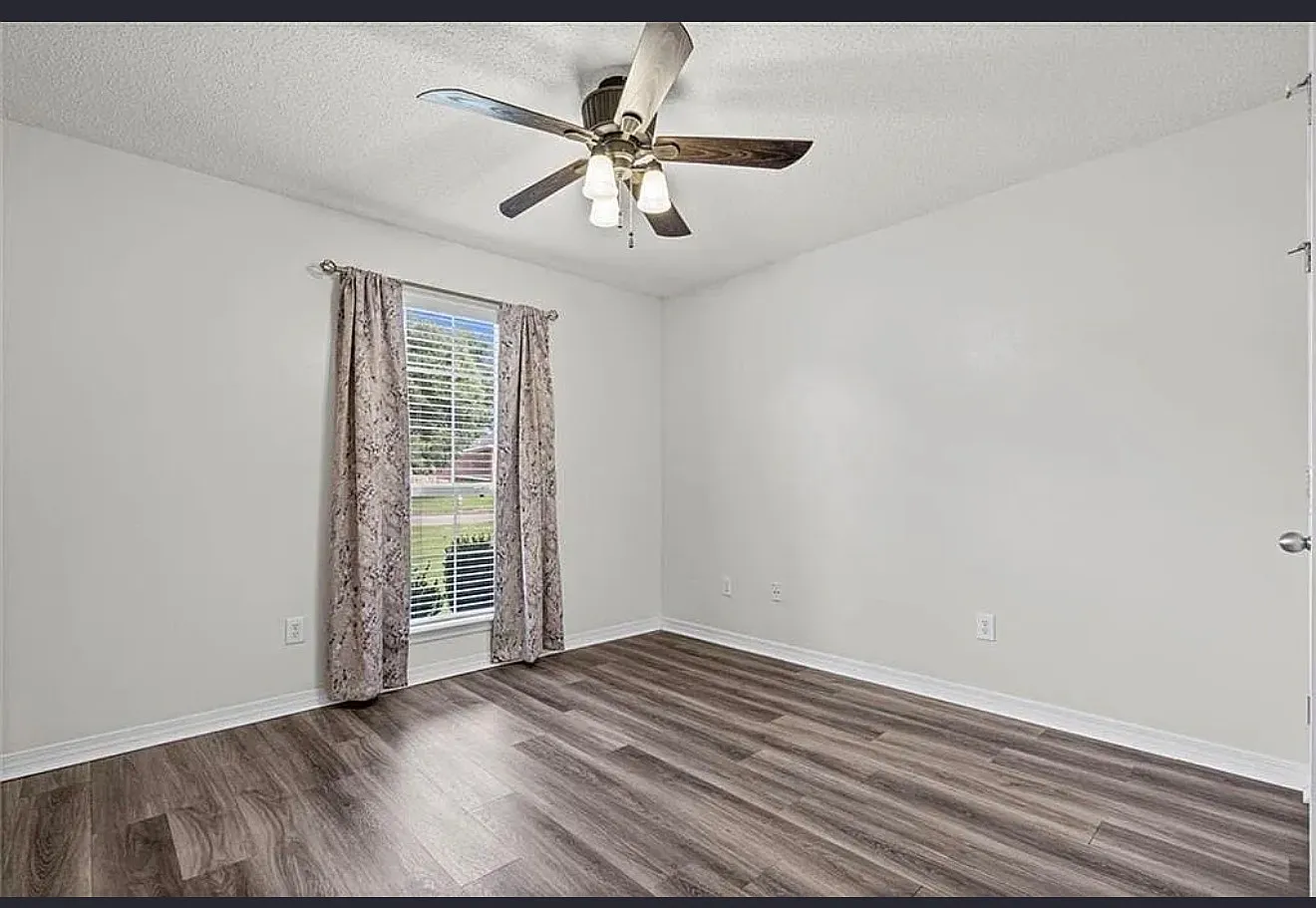 3 bed, 1590 sqft, $1,800 — Photo 3