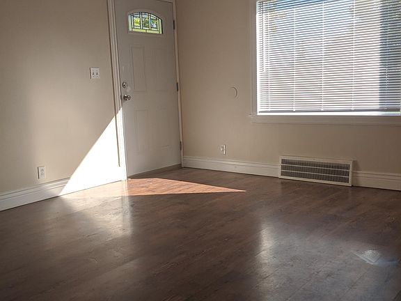 3rd image of 757 E 13th St