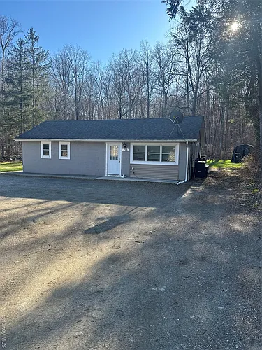 273 South Rd Photo 1