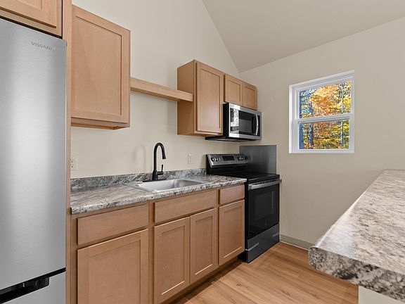 5th image of 330 Five Kezars Road