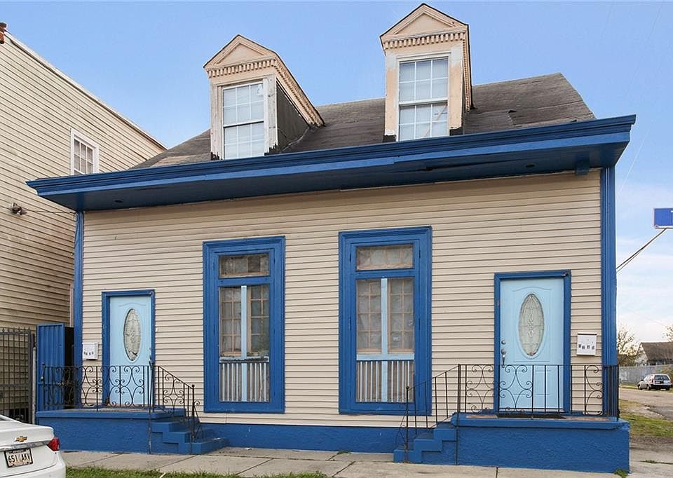 1st image of 1238-1240 Touro St