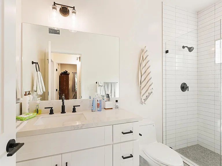 4316 Aragon Way — Photo 8