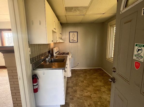 43300 N Interstate Highway 94 Service Dr APT 1