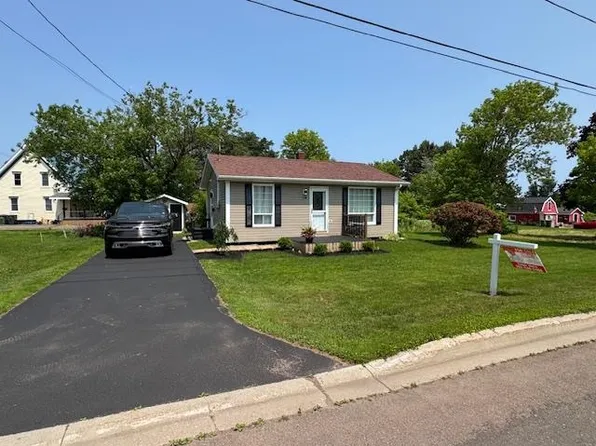 14 East Dr, Summerside, PE C1N 4E4
