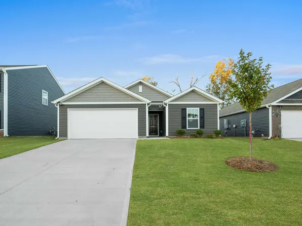 827 Wolverine Ln, Woodruff, SC 29388