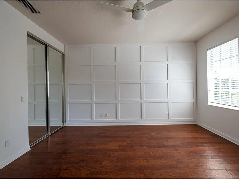 5657 Cove Cir — Photo 7