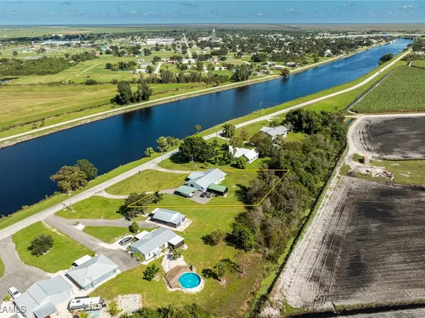 2099 River Rd, Moore Haven, FL 33471