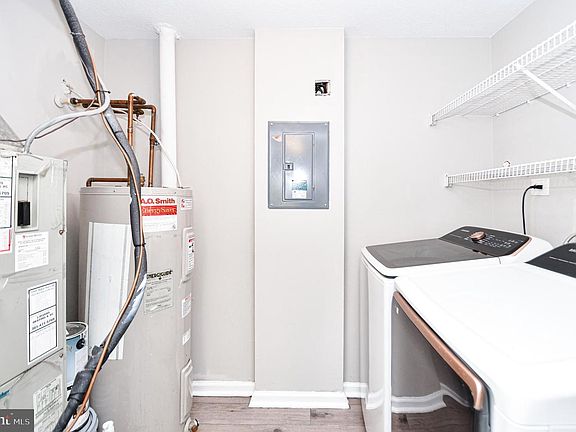 4th image of 1605 Berry Rose Ct #3-1A