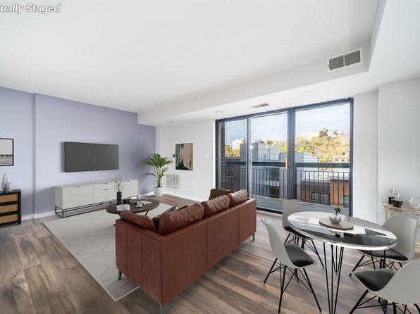 700 1st St APT 8Q