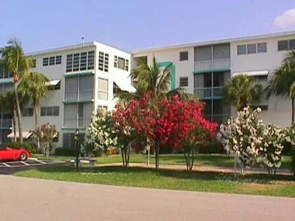 3221 NE 8th St APT 305, Pompano Beach, FL 33062