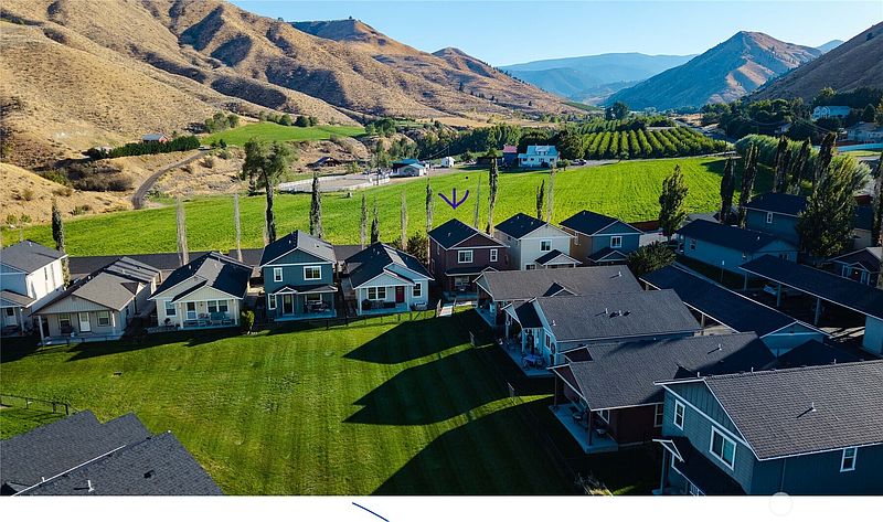 2nd image of 264 Saddlehorn Lane