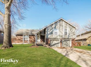 1301 SW 20th St, Blue Springs, MO 64015