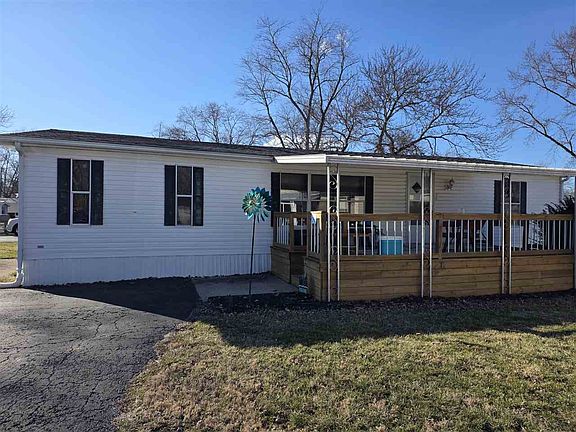 2nd image of 4 Court Rd