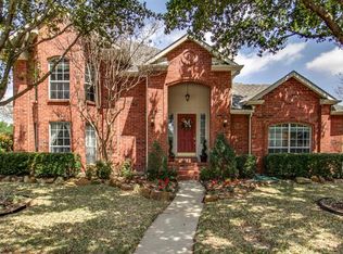 929 Hawthorne Ct, Lewisville, TX 75077
