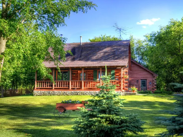 1919 Sherman Blvd, Crystal Lake, IL 60014