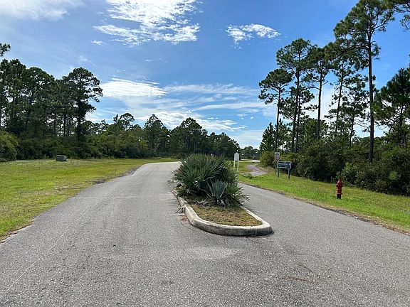 3rd image of 312 Blue Heron Dr