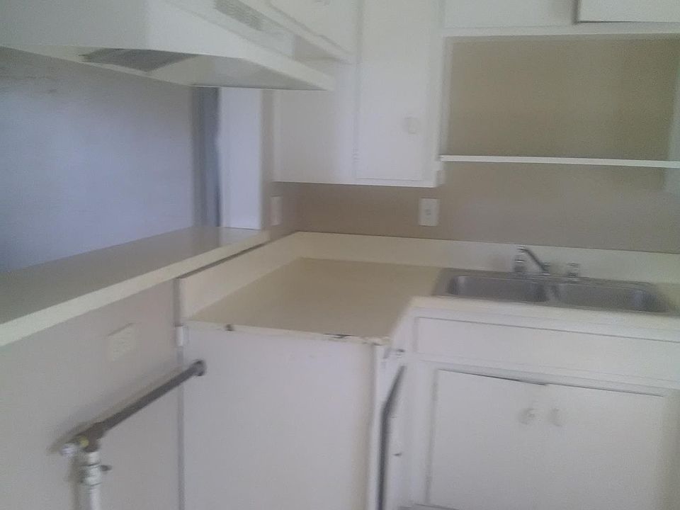 1st image of 24864 Eucalyptus Ave APT 7