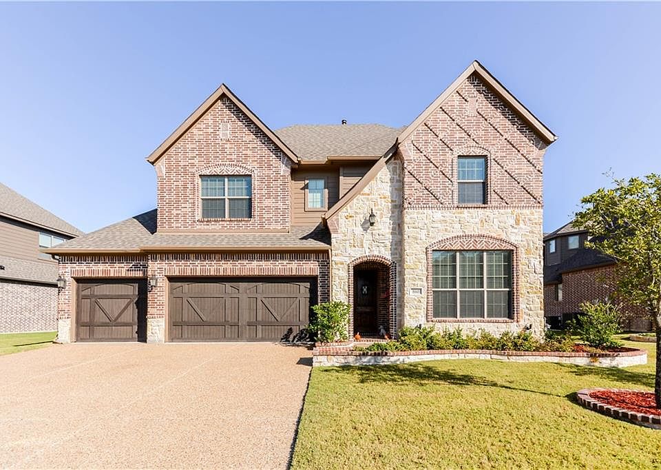 1st image of 860 Sagebrush Dr