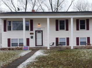 1224 N Rensselaer Ct, Griffith, IN 46319